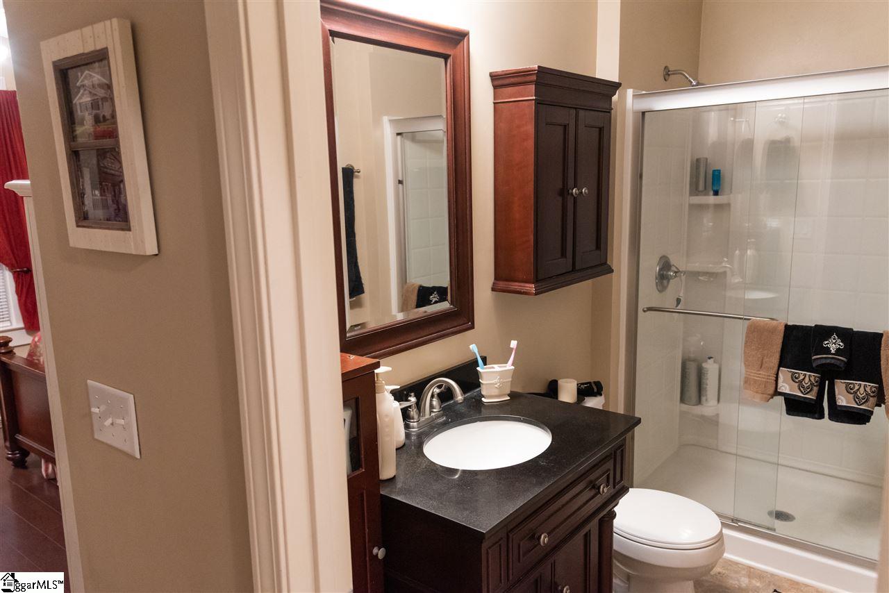 402 Hickory Street Clinton, SC 29325 - Photo 20 of 36 Gallery Image 20