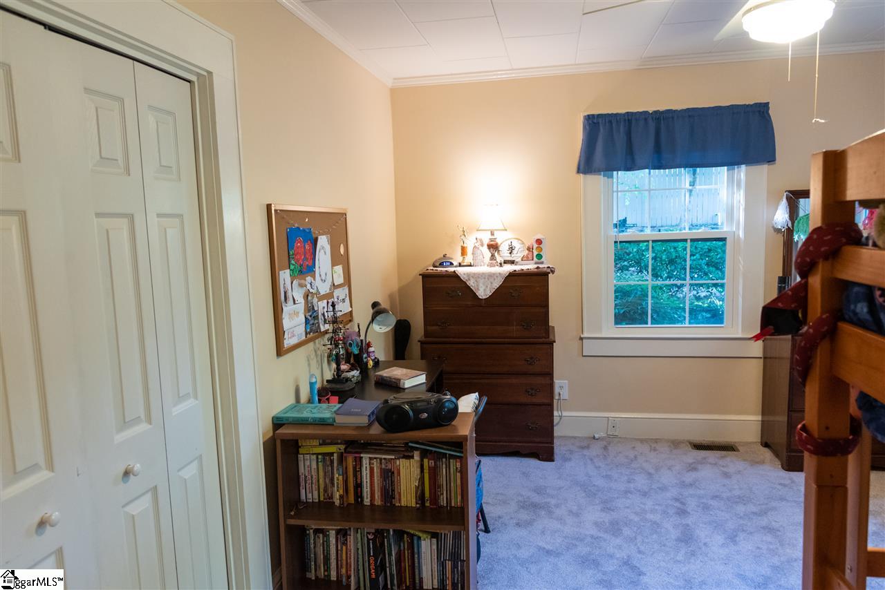 402 Hickory Street Clinton, SC 29325 - Photo 24 of 36 Gallery Image 24