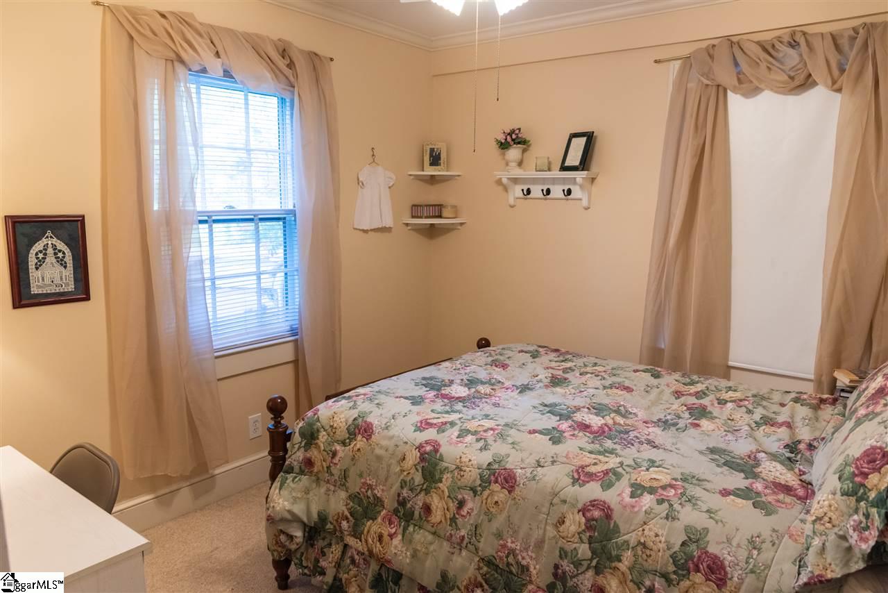 402 Hickory Street Clinton, SC 29325 - Photo 29 of 36 Gallery Image 29