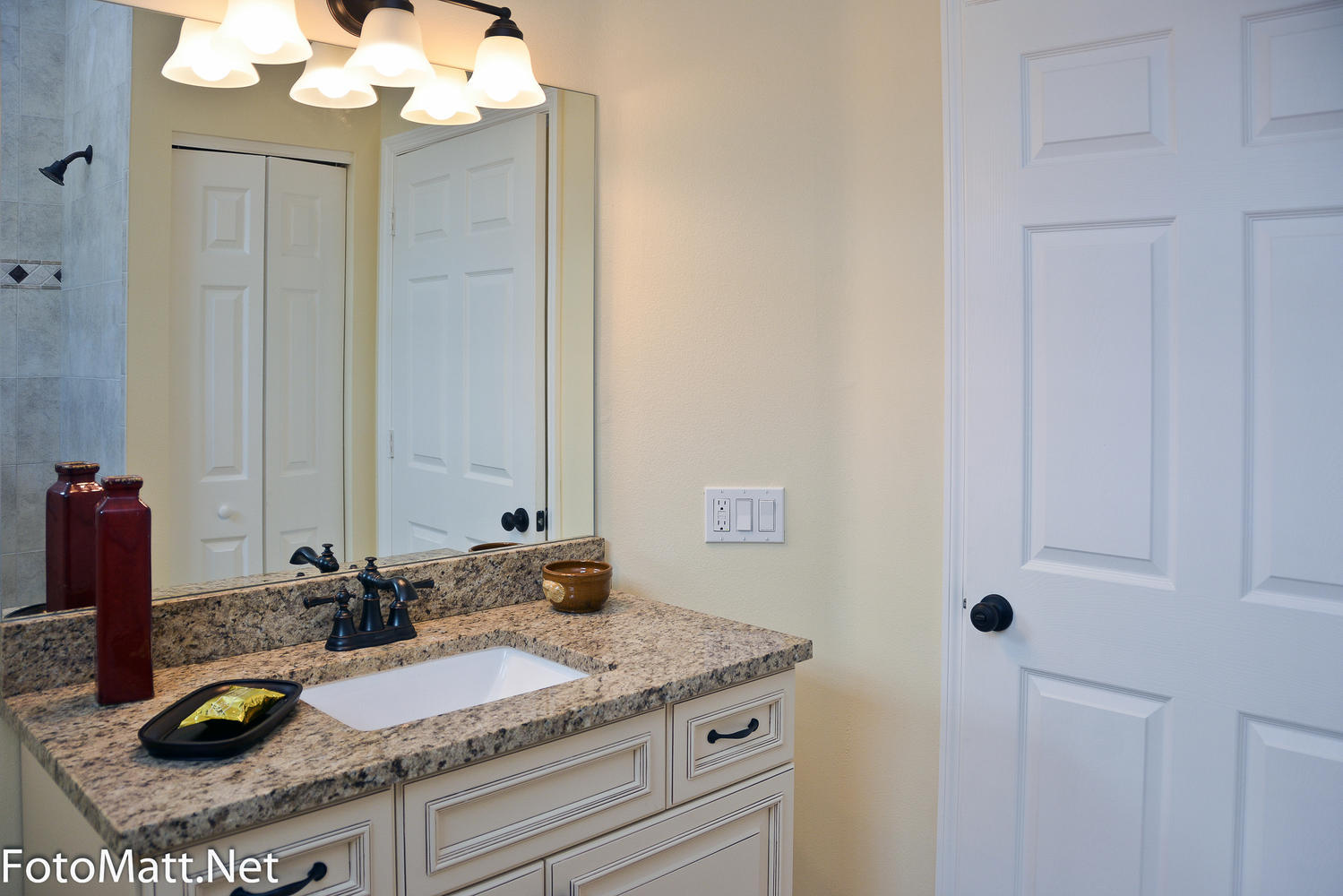 17687 Cinquez Park Road East Jupiter, FL 33458 - Photo 21 of 30 Bathroom