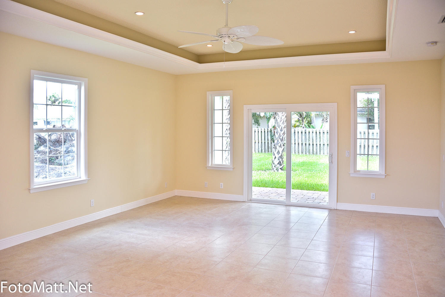 17687 Cinquez Park Road East Jupiter, FL 33458 - Photo 6 of 30 Living Room