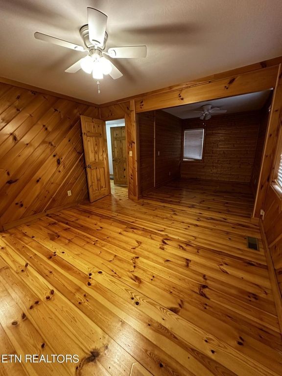 111 Ridge Point Road Jamestown, TN 38556 - Photo 36 of 47 Gallery Image 36