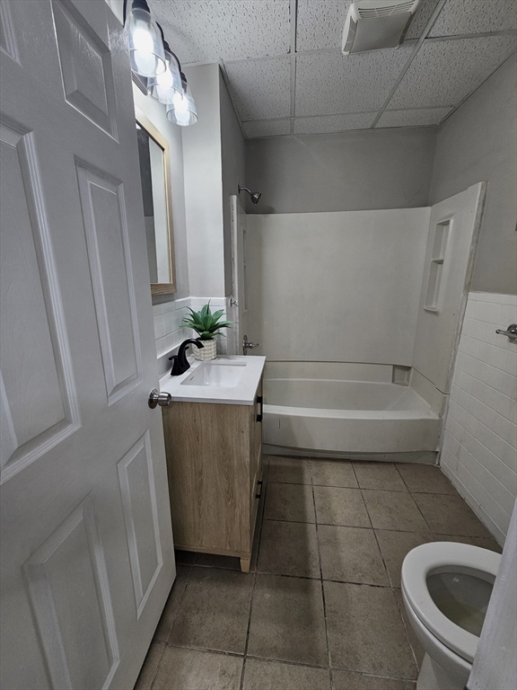 108 Marble Street Springfield, MA 01105 - Photo 11 of 33