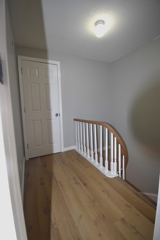 108 Marble Street Springfield, MA 01105 - Photo 20 of 33