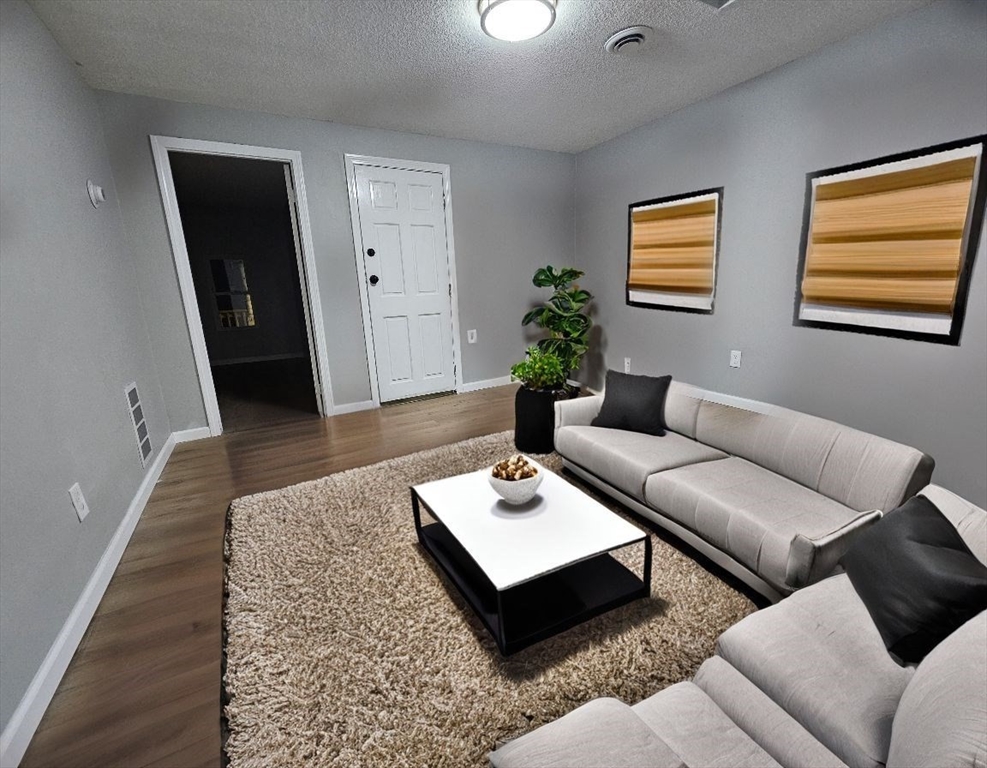 108 Marble Street Springfield, MA 01105 - Photo 29 of 33