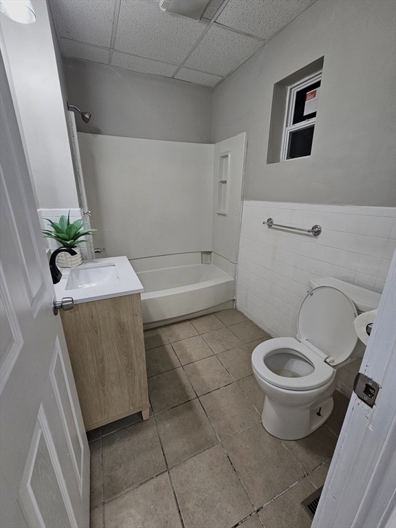 108 Marble Street Springfield, MA 01105 - Photo 10 of 33