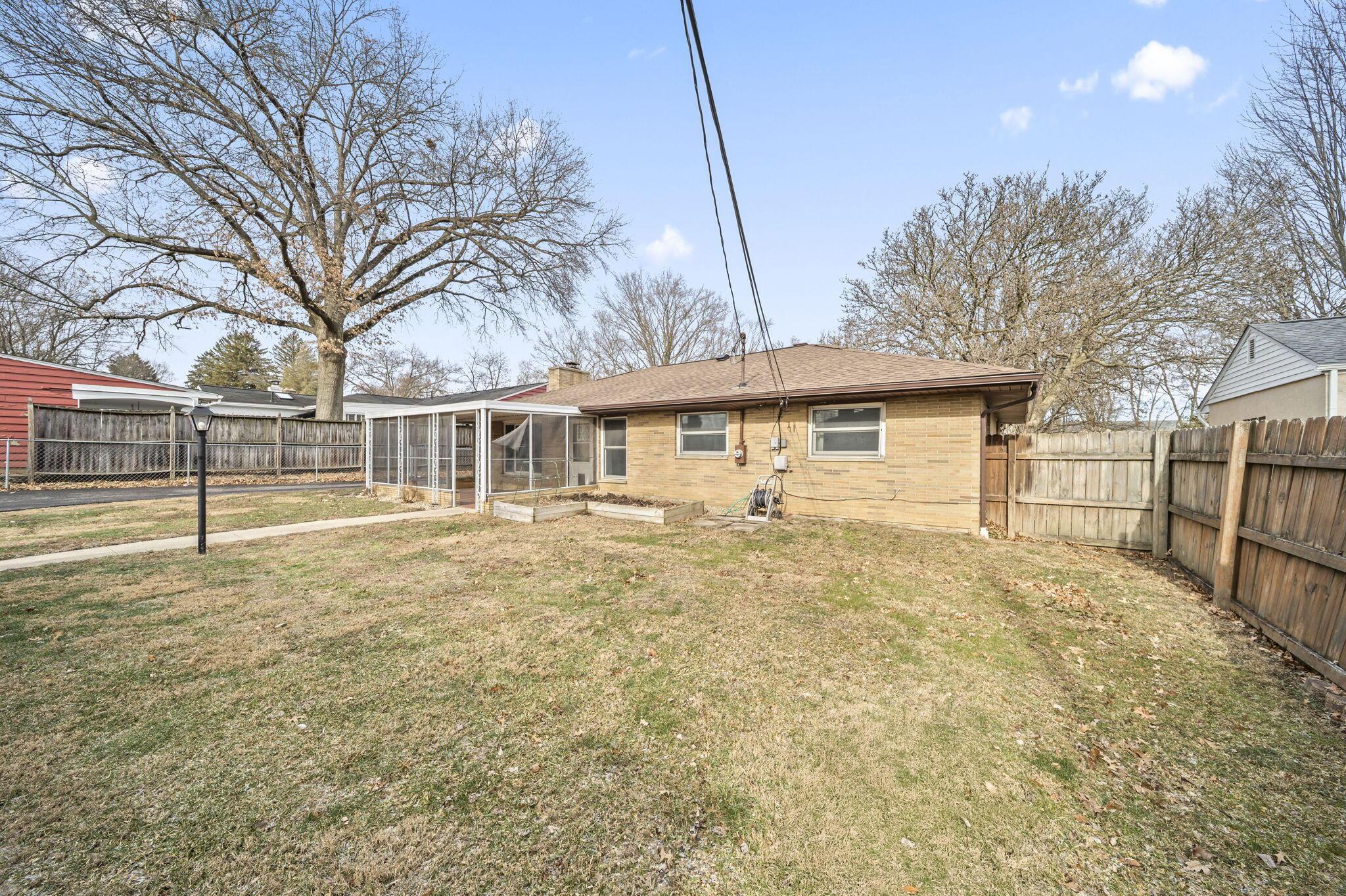 3227 Minerva Lake Road Columbus, OH 43231 - Photo 62 of 77 66-web-or-mls-DSC00201