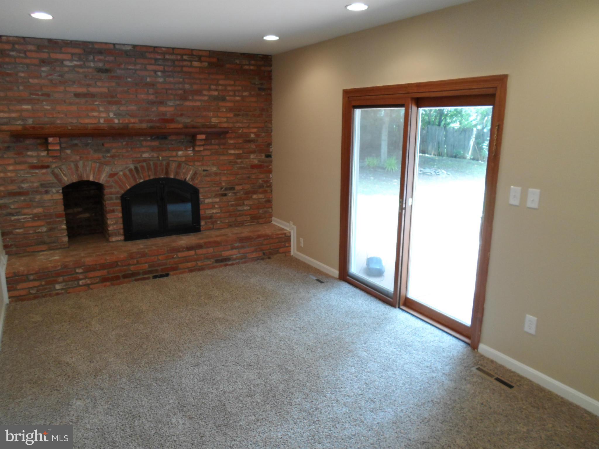 313 Soapstone Lane Silver Spring, MD 20905 - Photo 8 of 30 Family Room