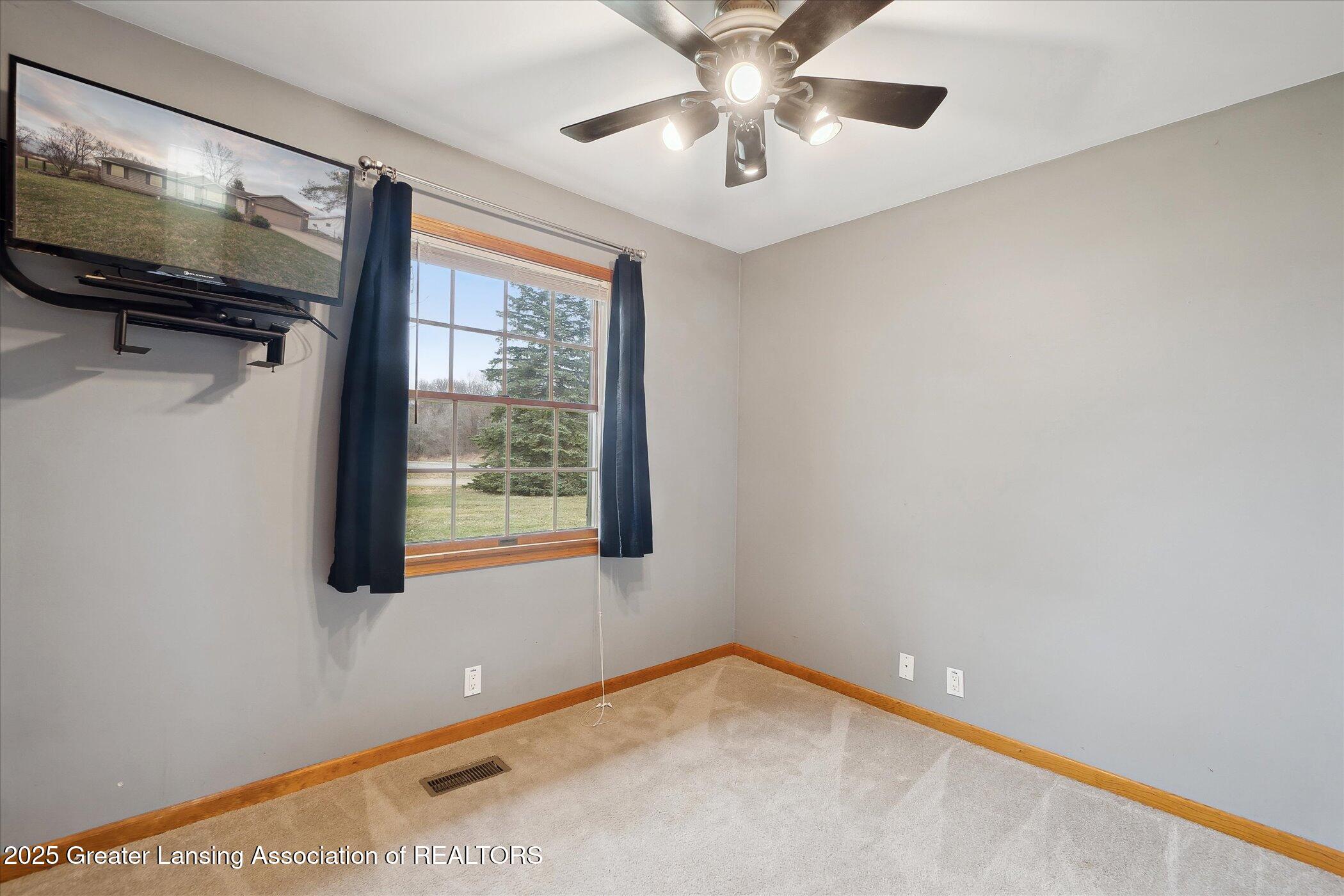 5136 Martin Road Corunna, MI 48817 - Photo 16 of 46 17-5136-Martin-Rd-Corunna-MI-48817-Windo