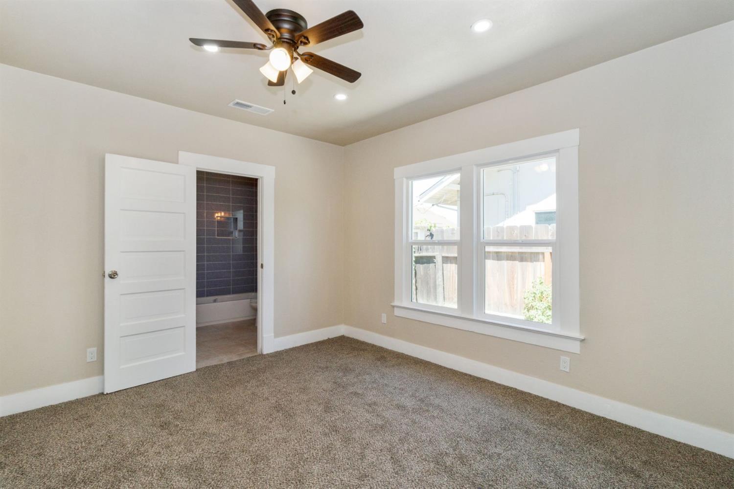 1205 L Street Reedley, CA 93654 - Photo 11 of 19