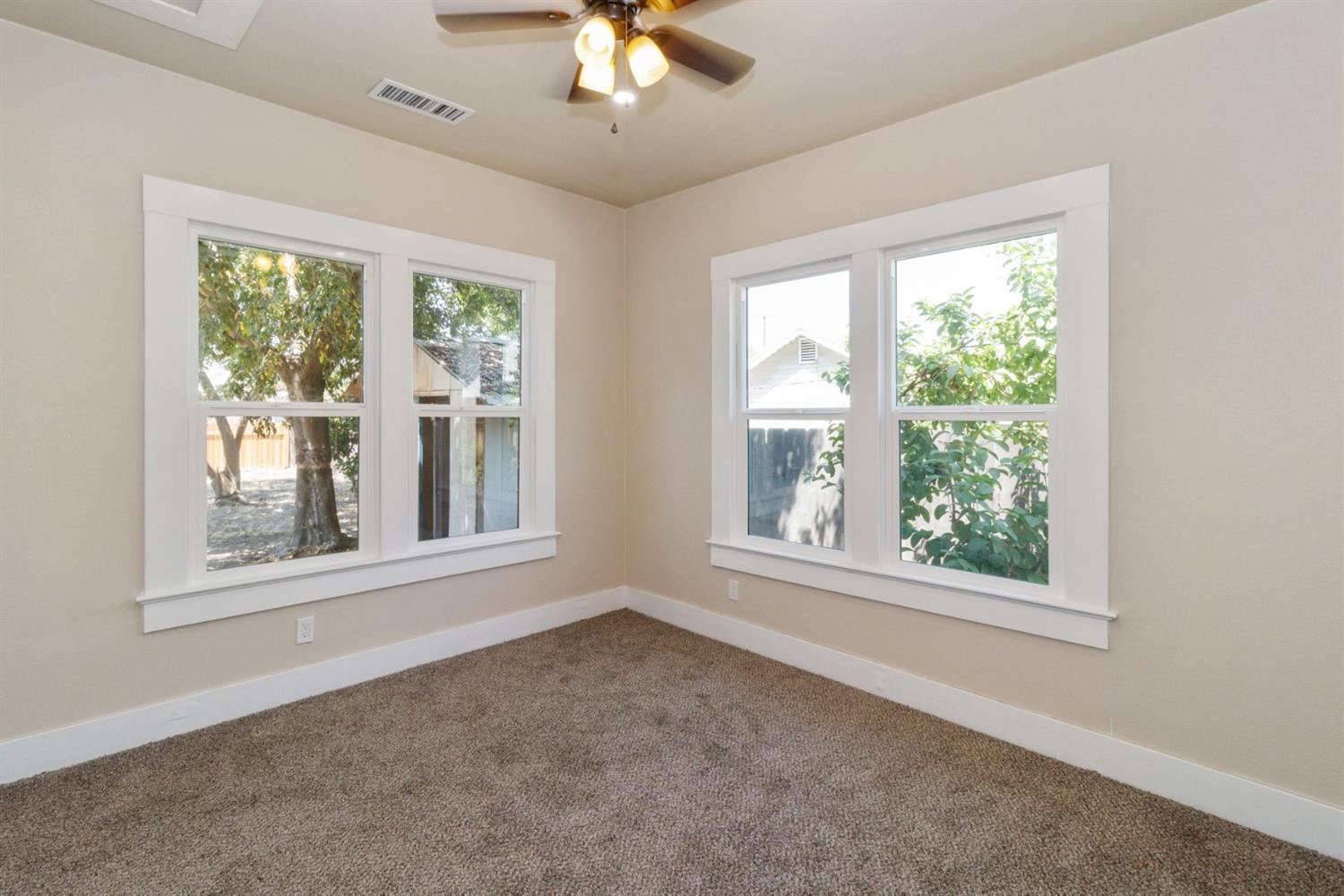 1205 L Street Reedley, CA 93654 - Photo 15 of 19