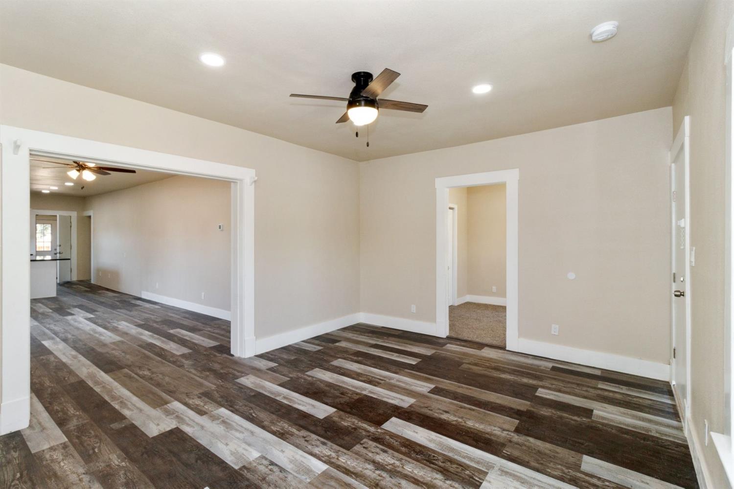 1205 L Street Reedley, CA 93654 - Photo 3 of 19