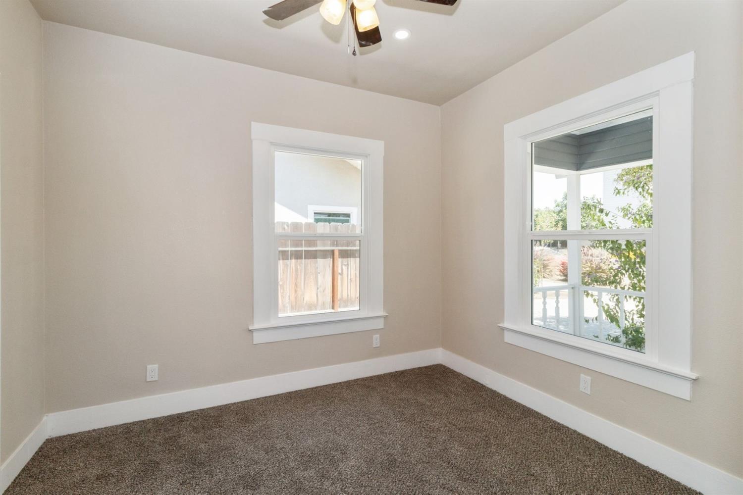 1205 L Street Reedley, CA 93654 - Photo 9 of 19
