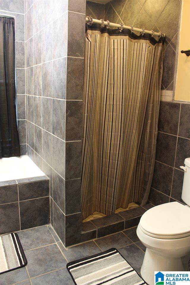 912 Mcdonald Chapel Road Birmingham, AL 35224 - Photo 8 of 37