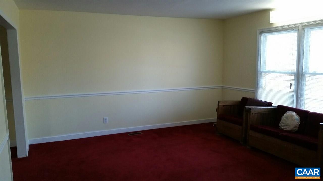 376 Minor Ridge Road Charlottesville, VA 22901 - Photo 4 of 18 a room with a couch and a window