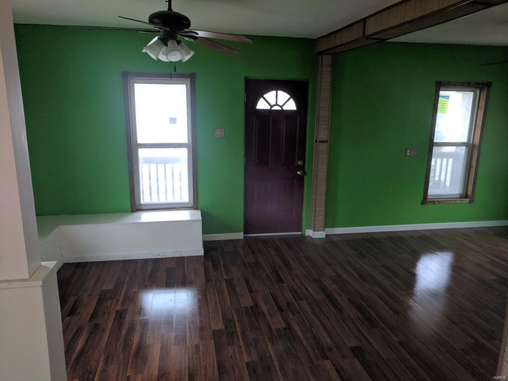 129 West 3rd Street Roxana, IL 62084 - Photo 4 of 15