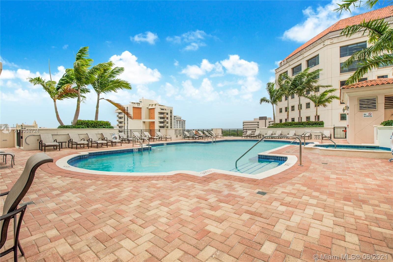 888 Douglas Road, Unit 1011 Coral Gables, FL 33134 - Photo 12 of 12