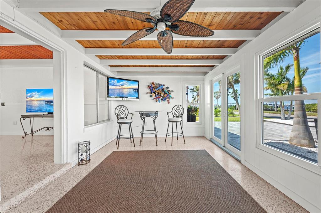 2014 Riverside Drive East Bradenton, FL 34208 - Photo 13 of 66