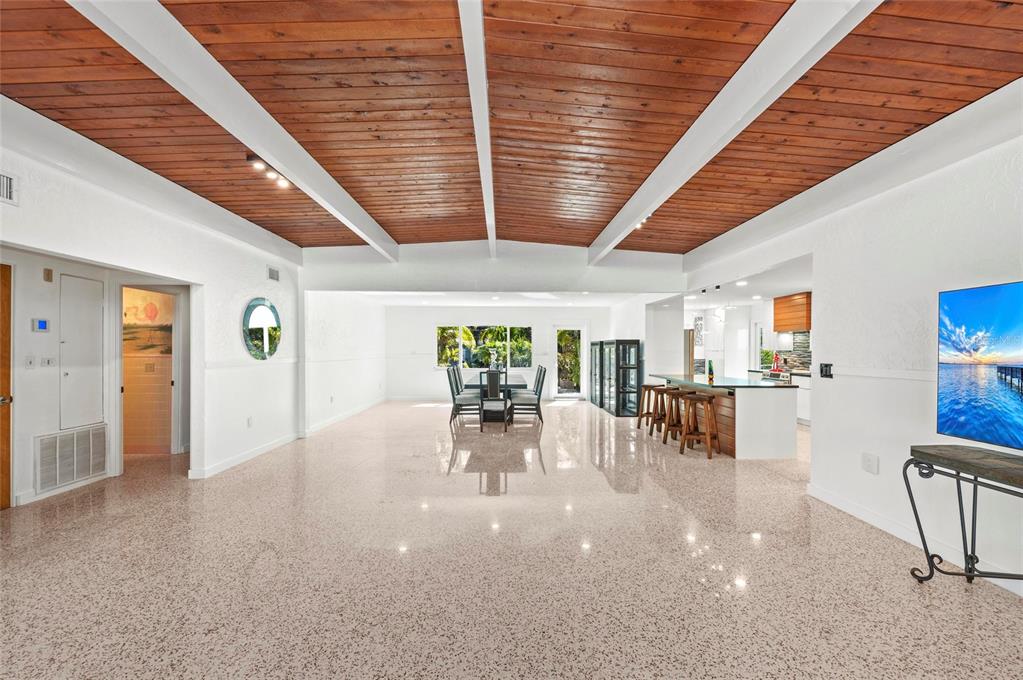 2014 Riverside Drive East Bradenton, FL 34208 - Photo 21 of 66
