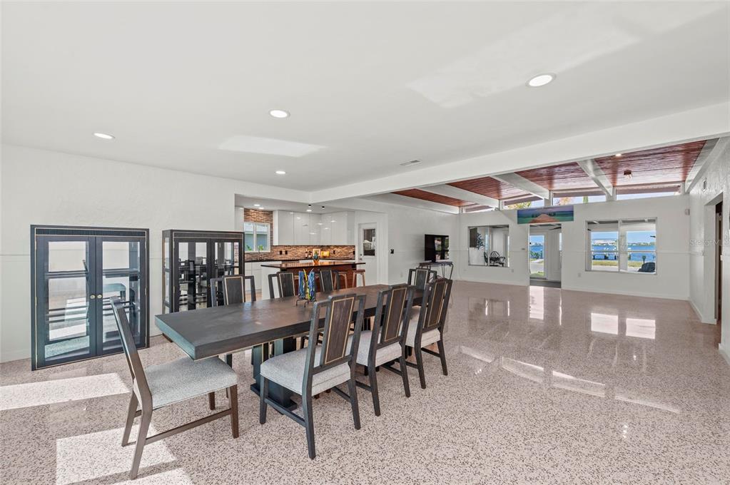 2014 Riverside Drive East Bradenton, FL 34208 - Photo 24 of 66