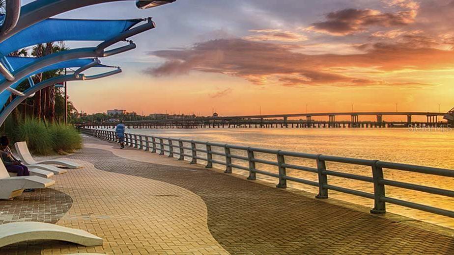 2014 Riverside Drive East Bradenton, FL 34208 - Photo 61 of 61 a view of a terrace with outdoor seating