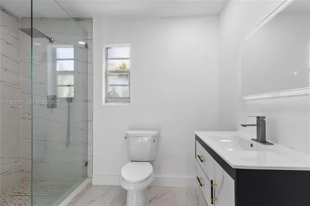 $4,500 | 4030 Northwest 1st Avenue, Miami, FL 33127