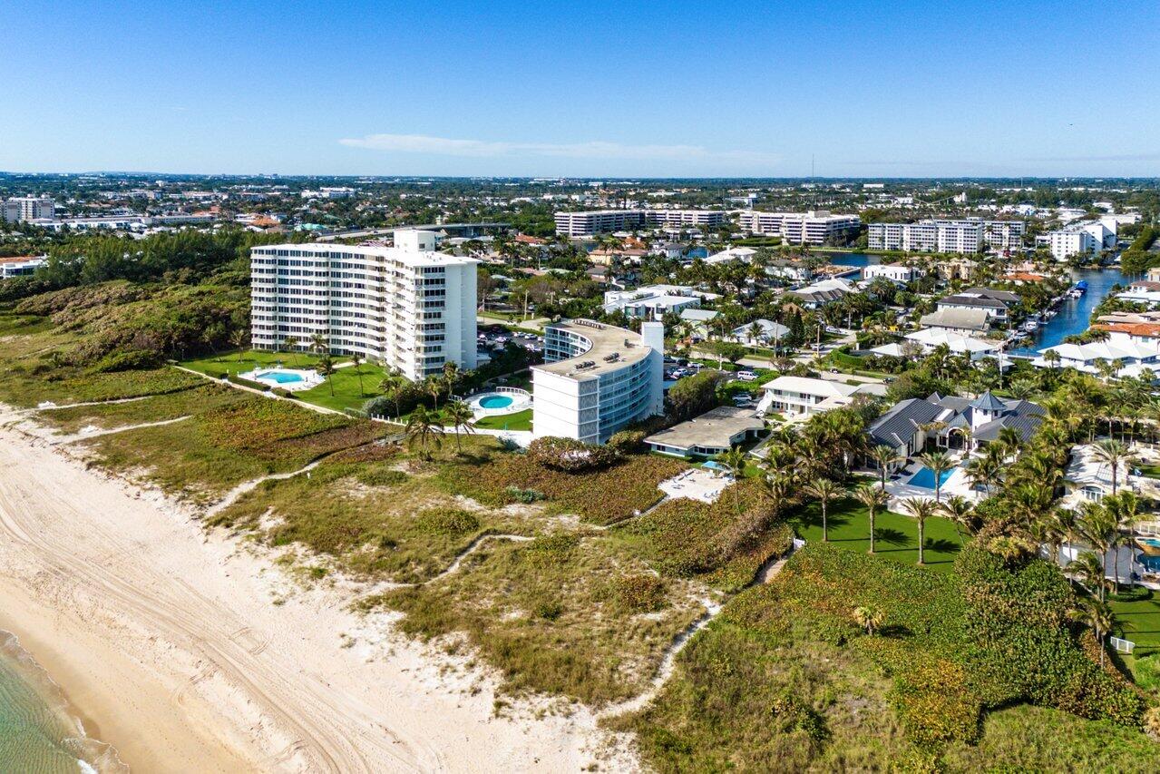 1213 South Ocean Boulevard, Unit 2B Delray Beach, FL 33483 - Photo 38 of 43 a view of a city