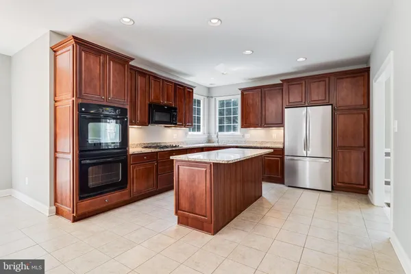 $2,900 | 20554 Pershing Drive, Lexington Park, MD 20653