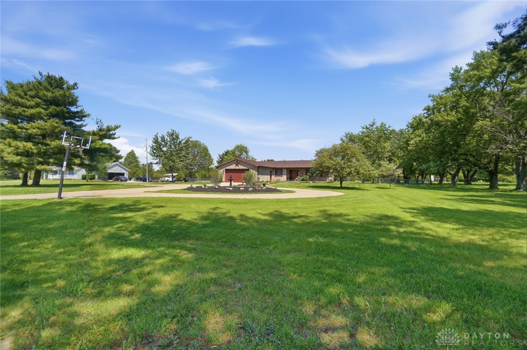 6306 Johnson Road Springfield, OH 45502 - Photo 3 of 84