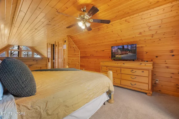 $674,900 | 3175 Emerald Springs Loop, Sevierville, TN 37862