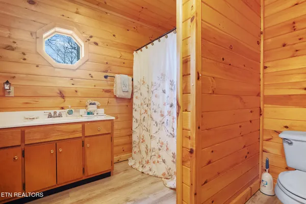 $674,900 | 3175 Emerald Springs Loop, Sevierville, TN 37862