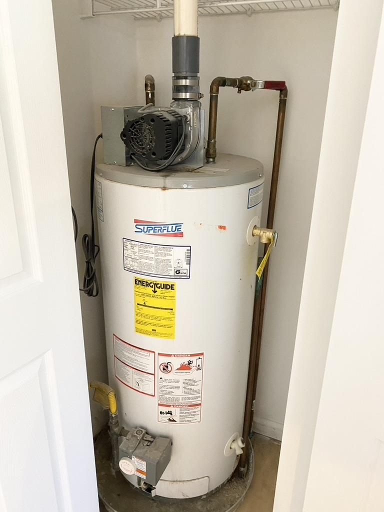 604 Bayview Road Rio Grande, NJ 08242 - Photo 23 of 36 a utility room with a sink washer and dryer