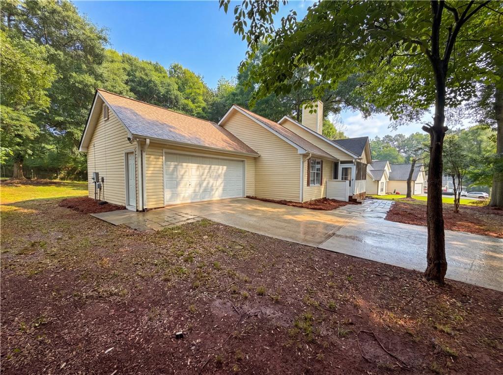 160 Regency Drive Bethlehem, GA 30620 - Photo 3 of 18