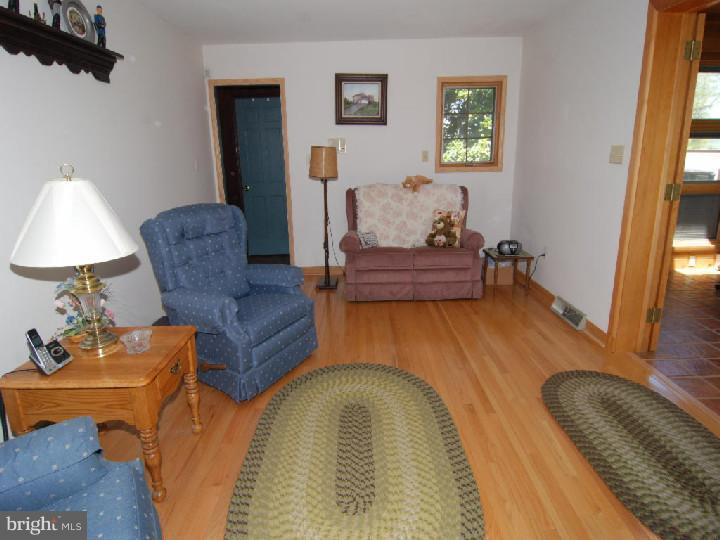 33 Rose Virginia Road Oley, PA 19547 - Photo 7 of 18 Gallery Image 7