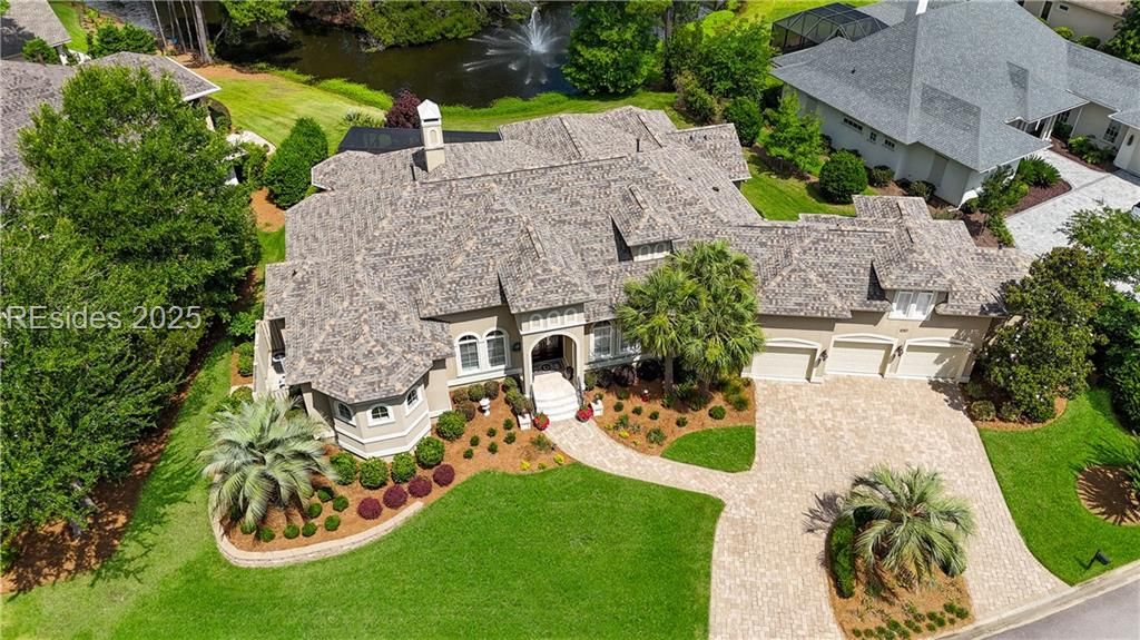 21 Caravelle Lane Bluffton, SC 29909 - Photo 2 of 66