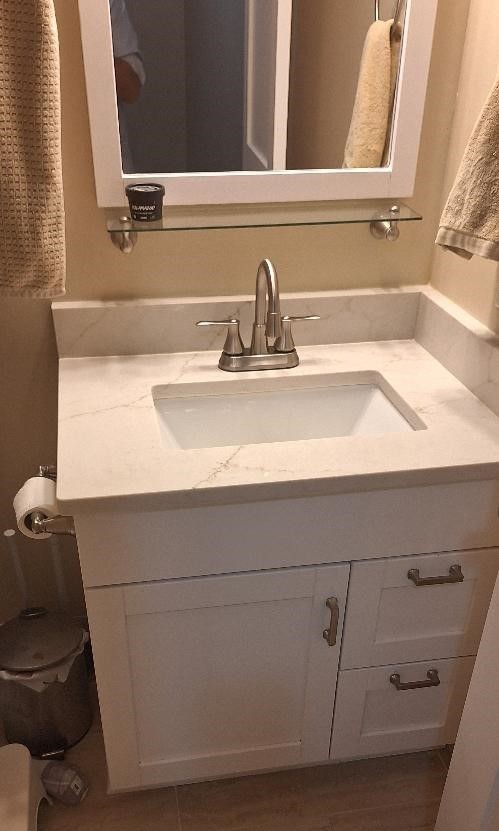 514 Inverrary Lane, Unit C Deerfield, IL 60015 - Photo 7 of 10 a close view of sink