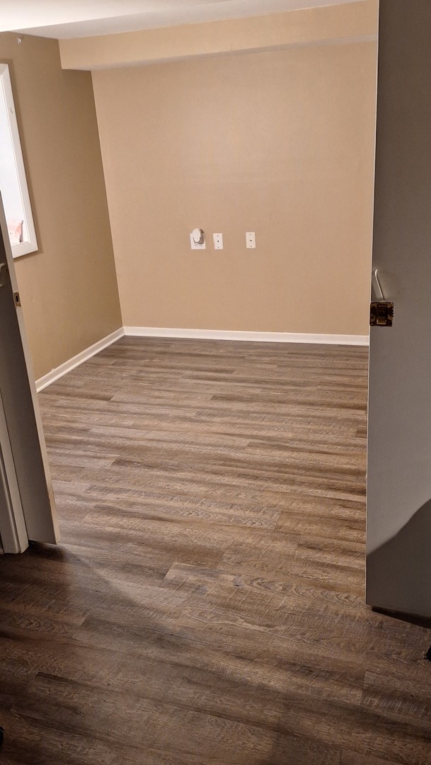 514 Inverrary Lane, Unit C Deerfield, IL 60015 - Photo 9 of 10 a view of an empty room