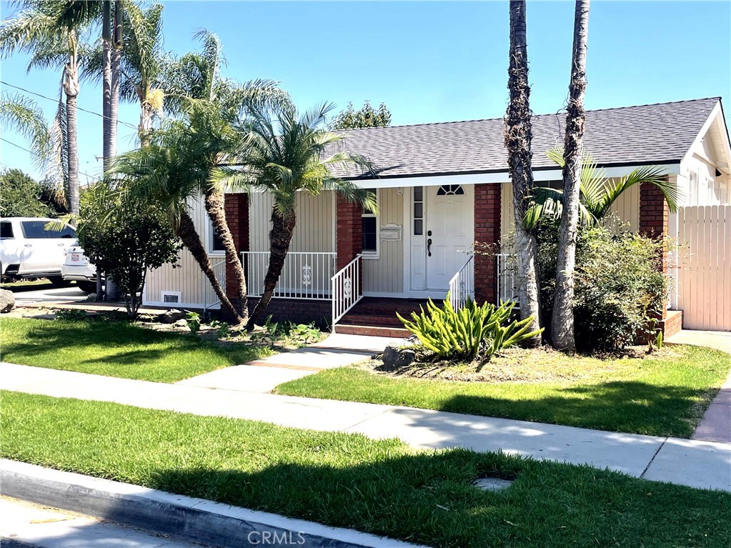 9488 Foster Road Bellflower, CA 90706 - Photo 2 of 37