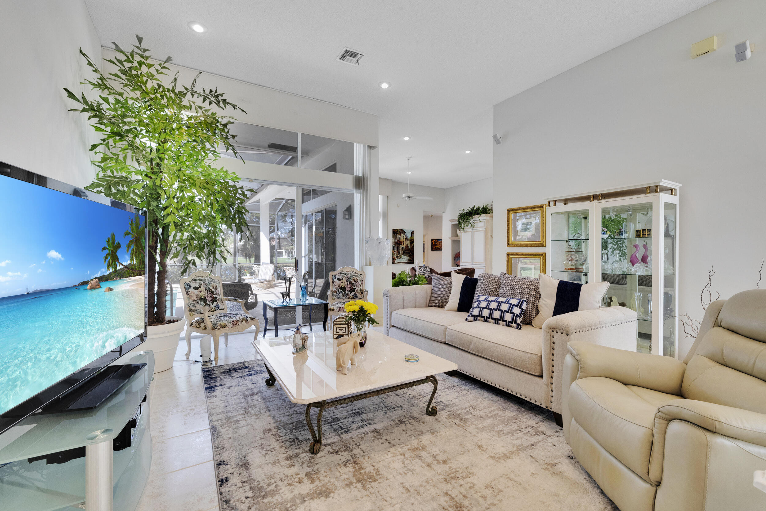17695 Litten Drive Boca Raton, FL 33498 - Photo 8 of 46 Living Room