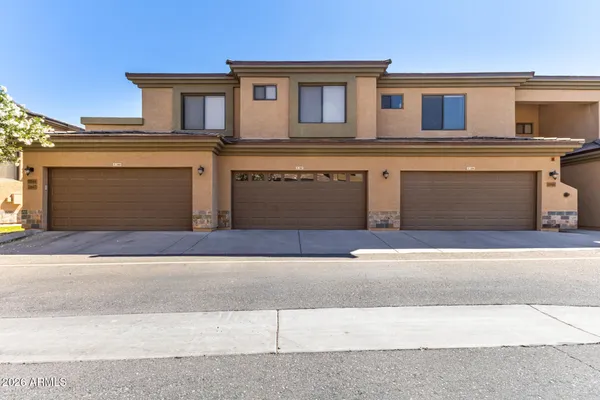 $365,000 | 705 West Queen Creek Road, Unit 1047, Chandler, AZ 85248
