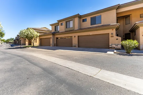 $365,000 | 705 West Queen Creek Road, Unit 1047, Chandler, AZ 85248