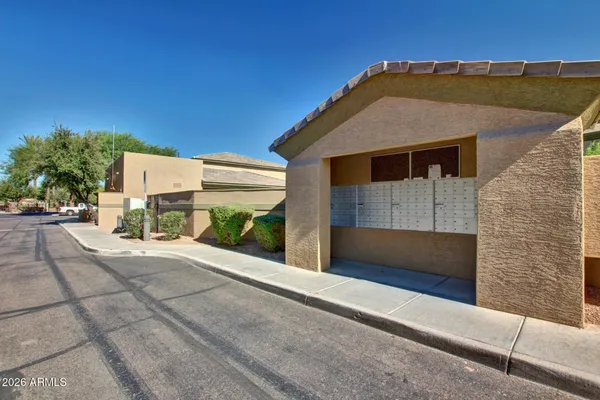 $365,000 | 705 West Queen Creek Road, Unit 1047, Chandler, AZ 85248