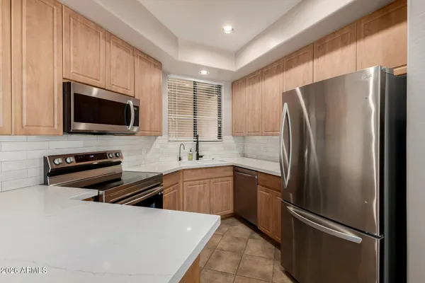 $365,000 | 705 West Queen Creek Road, Unit 1047, Chandler, AZ 85248