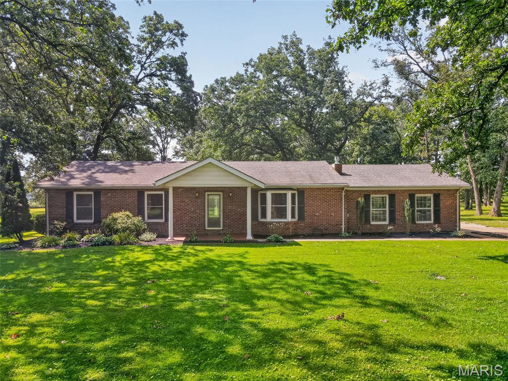 8861 Gilmore Lake Road Columbia, IL 62236 - Photo 7 of 82 Gallery Image 7