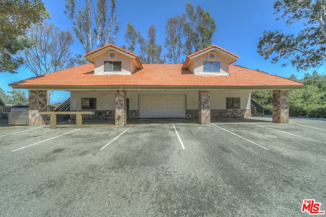 $2,250 | Brown Road, Murrieta, CA 92562