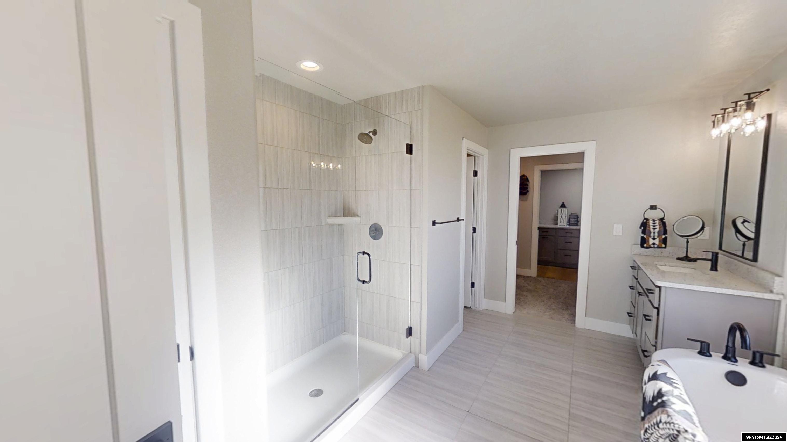 4002 Drayton Way Casper, WY 82609 - Photo 14 of 49