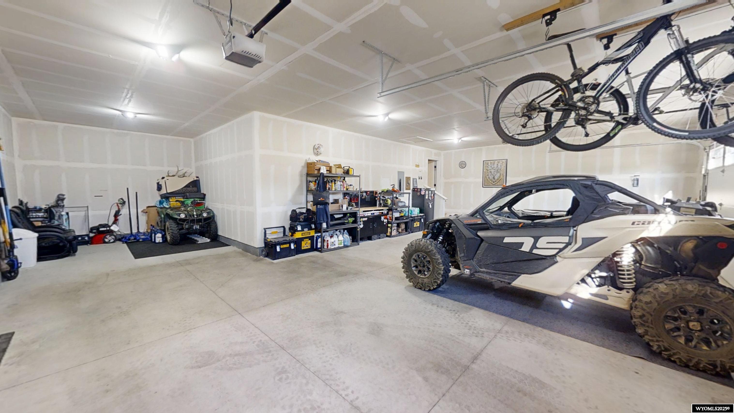 4002 Drayton Way Casper, WY 82609 - Photo 18 of 49