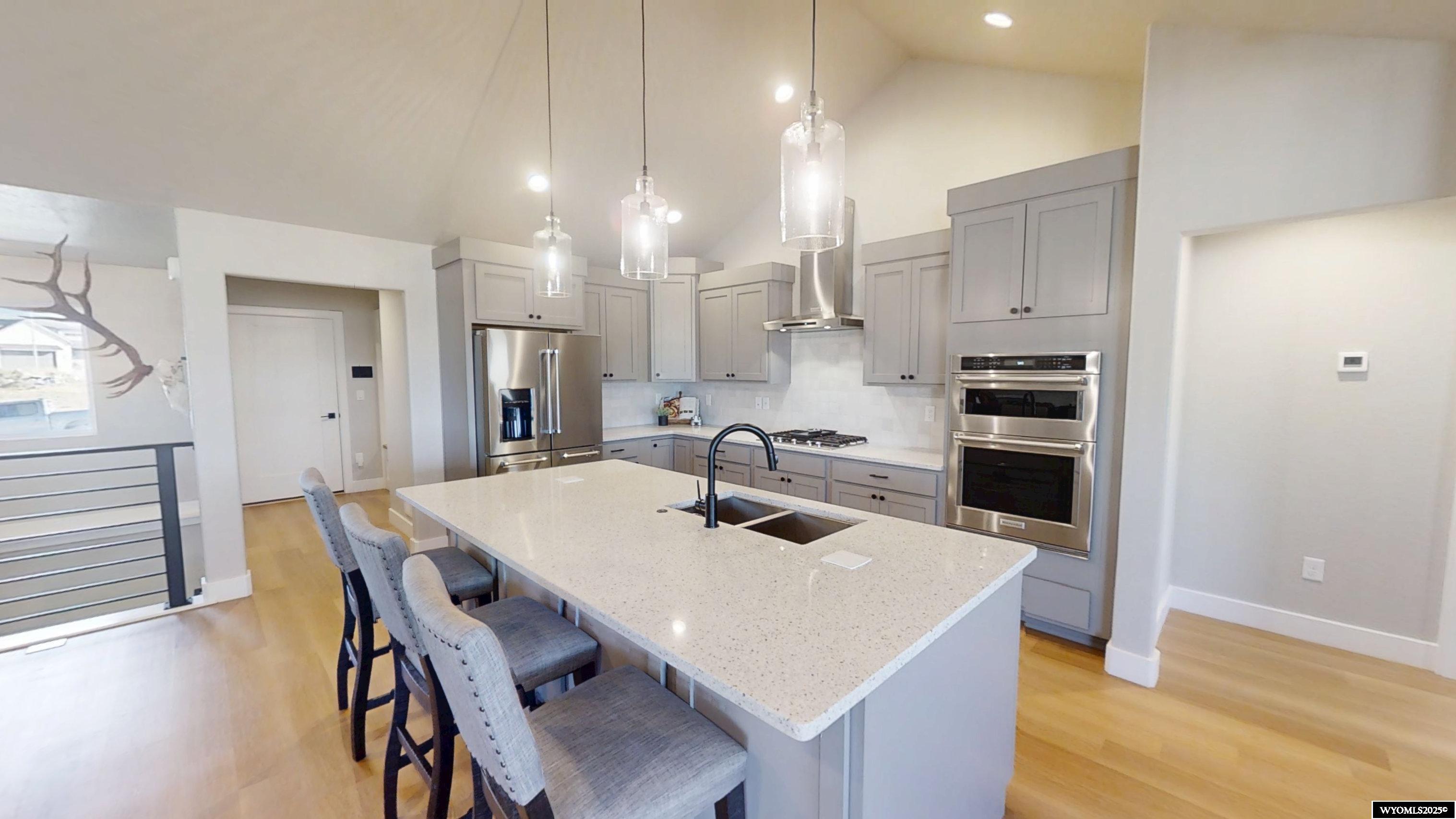 4002 Drayton Way Casper, WY 82609 - Photo 9 of 49