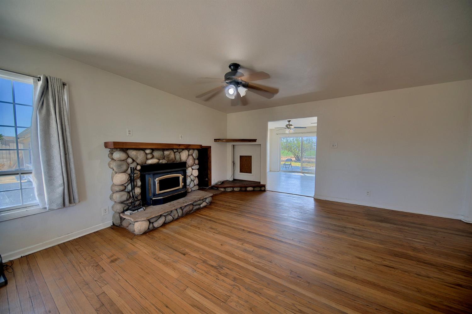 7878 West Howard Road Stockton, CA 95206 - Photo 16 of 96 Gallery Image 16