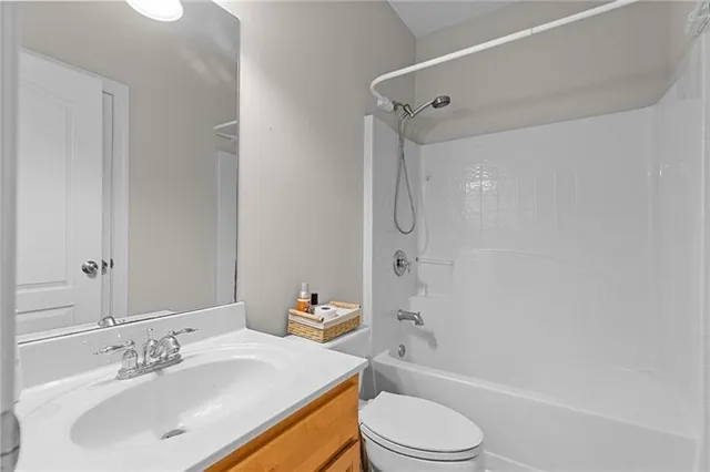 $2,400 | 2744 Blakely Drive Northeast, Suwanee, GA 30024